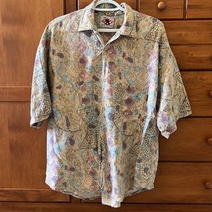Fun patterned men’s casual button up